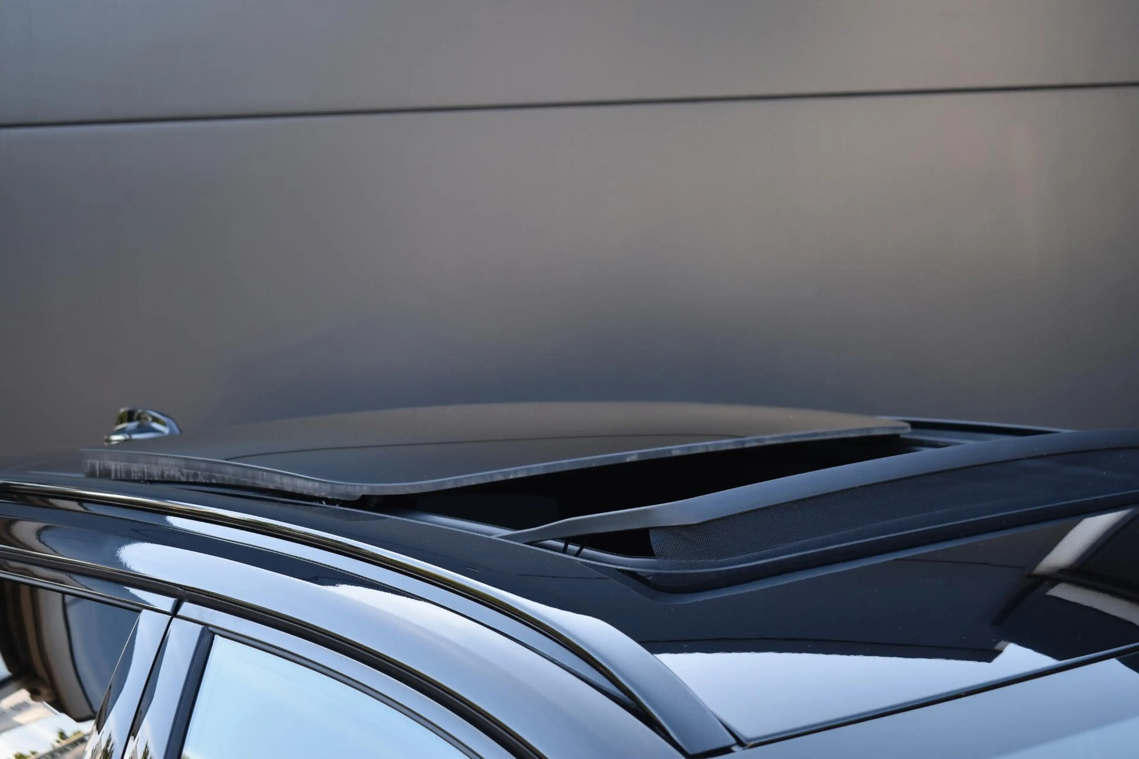 Volvo V60 T8 Plug-in hybrid AWD Plus Dark | Panoramadak | Tr — photo 11