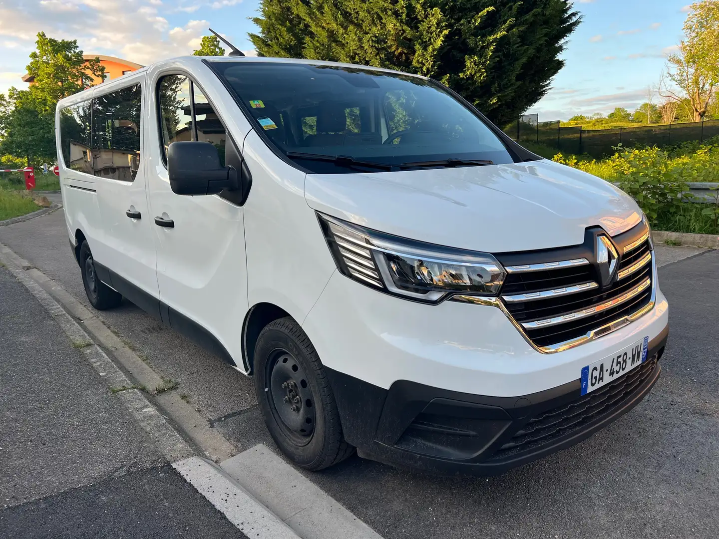 Renault Trafic Trafic L2H1 2l dci 150cv 9 places finition Zen Blanc - 1