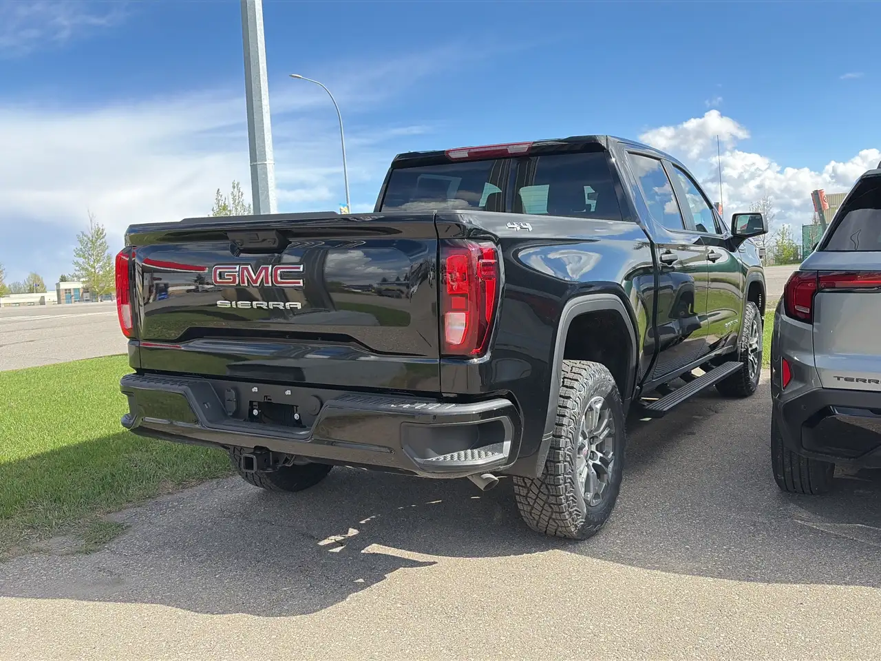 GMC Sierra 1500 снимка GMC Sierra 1500