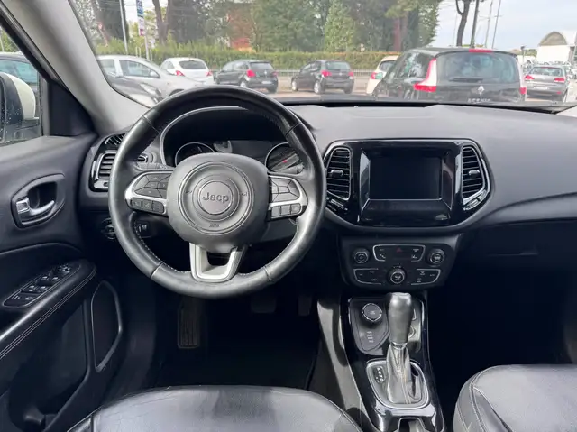 Jeep Compass view 12