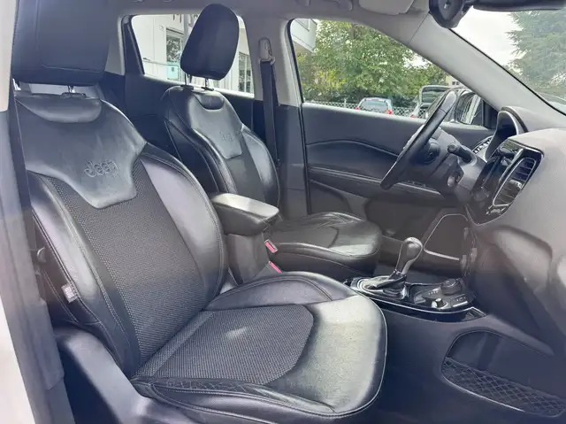 Jeep Compass view 11
