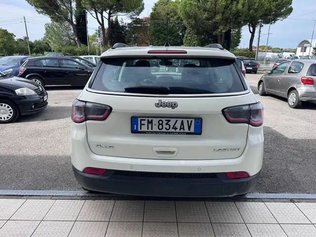 Jeep Compass view 5