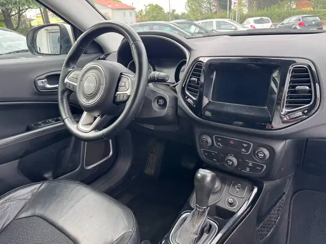 Jeep Compass view 10