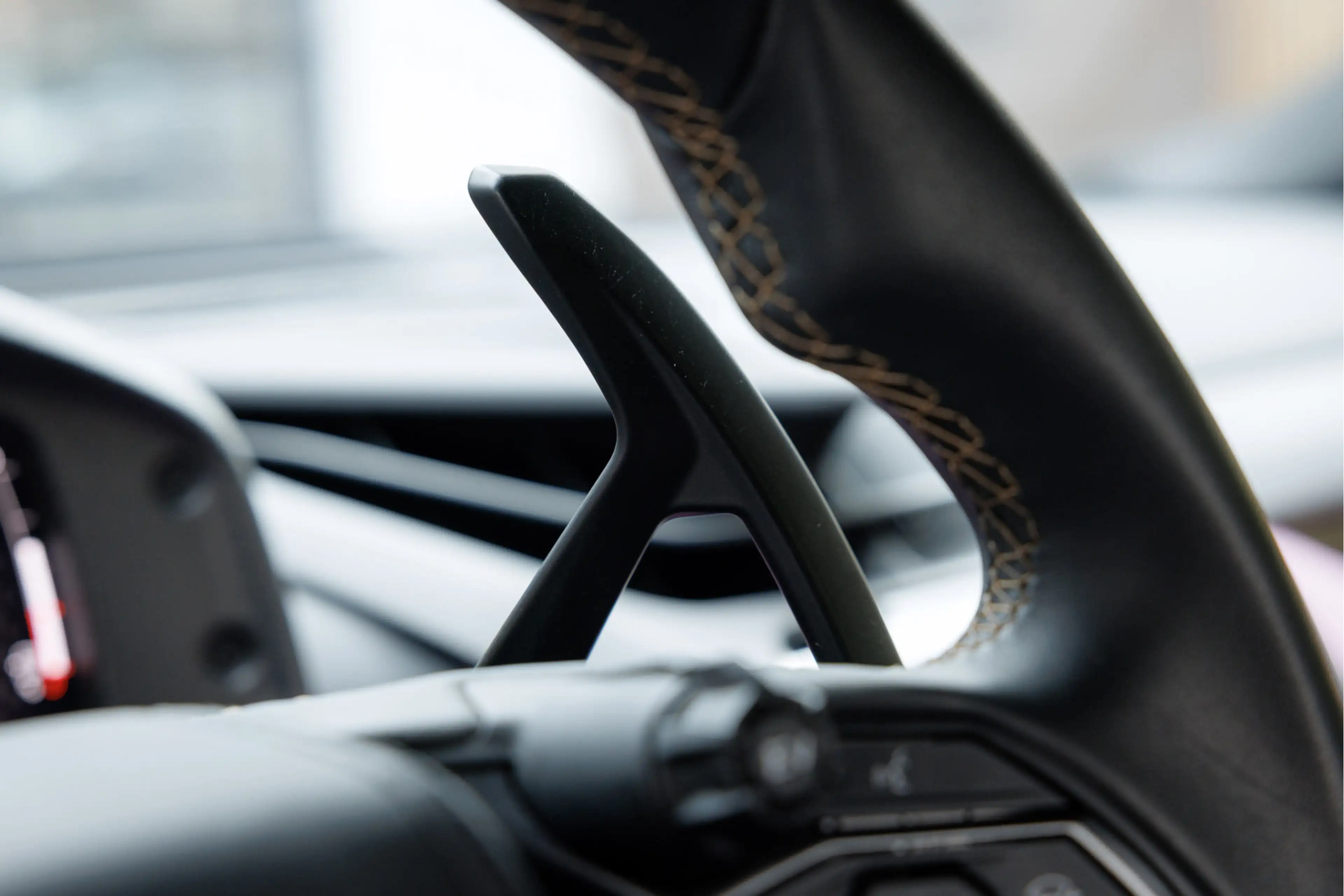 Lamborghini Revuelto 6.5 V12 ''Viola 30th Matte'' Ad Personam Ad Person — photo 25