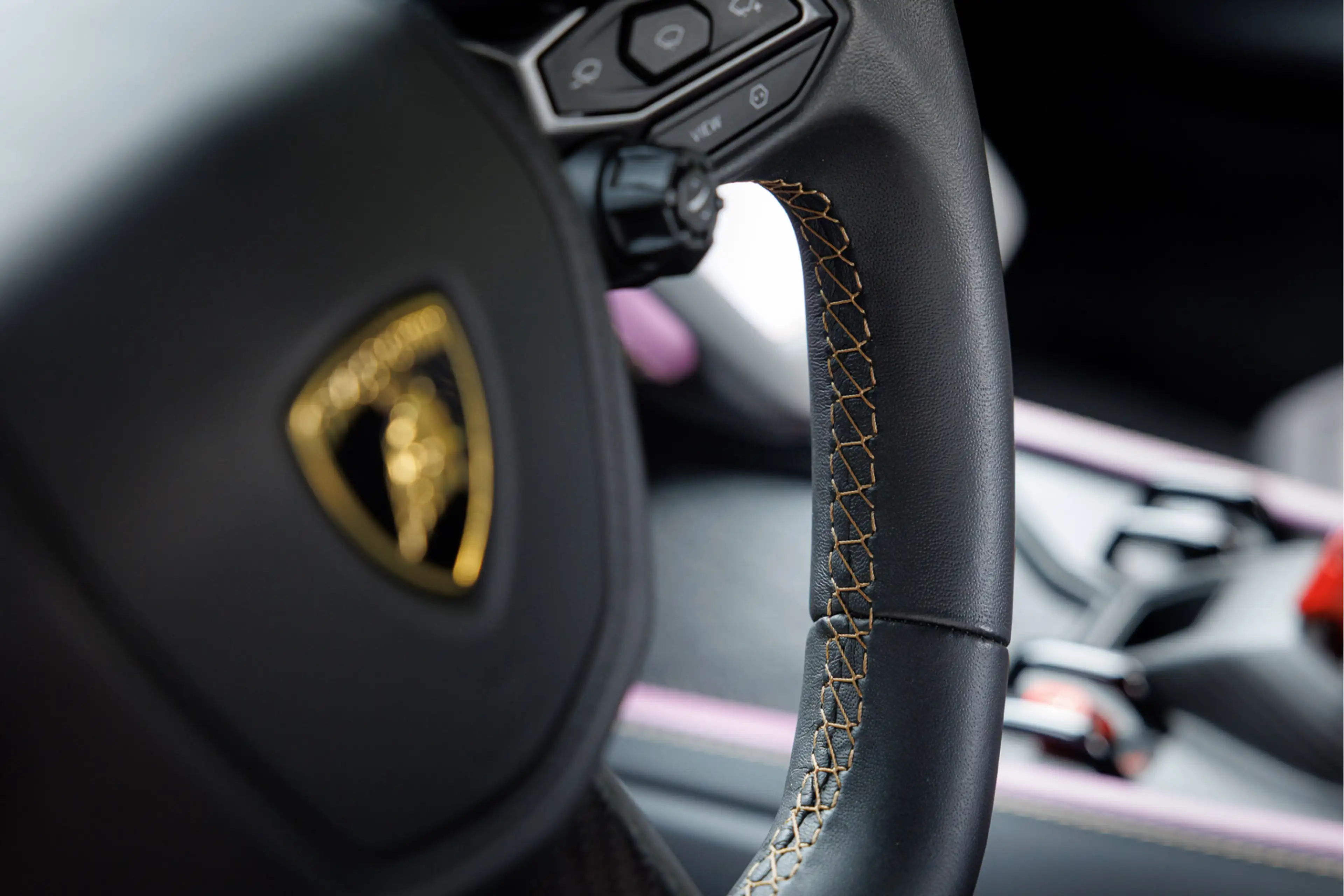 Lamborghini Revuelto 6.5 V12 ''Viola 30th Matte'' Ad Personam Ad Person — photo 26