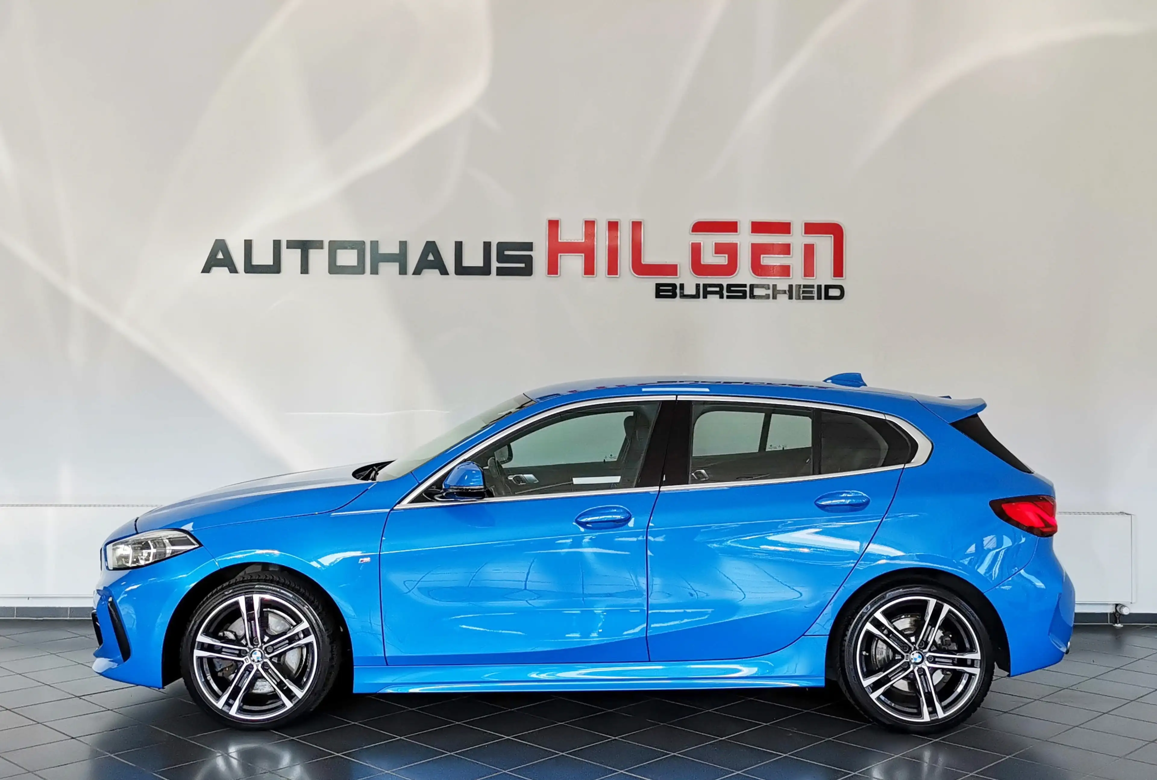 BMW 120 d xDrive M Sport Aut*AHK*Virtual*CarPlay*SHZ — photo 7