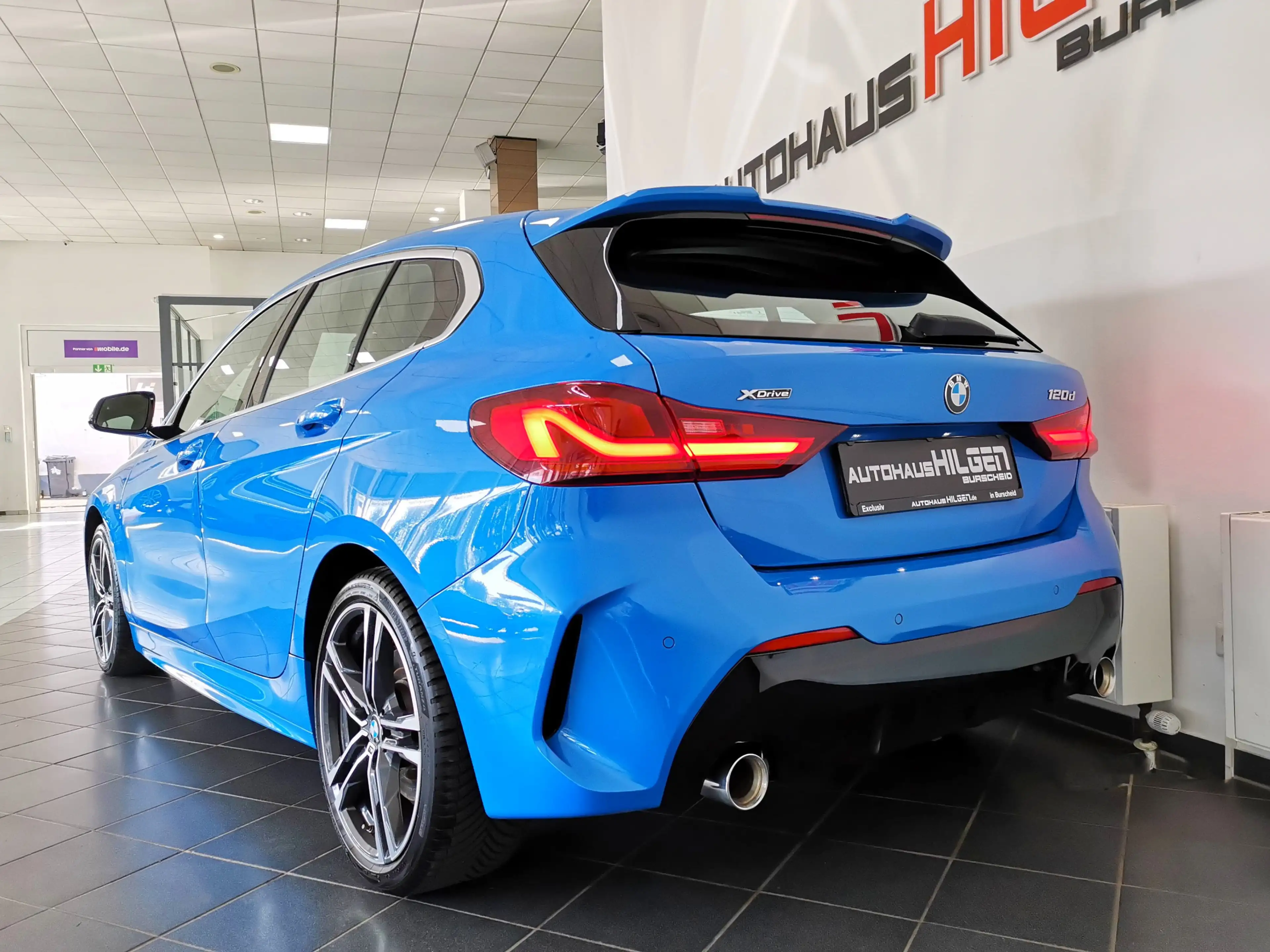 BMW 120 d xDrive M Sport Aut*AHK*Virtual*CarPlay*SHZ — photo 10