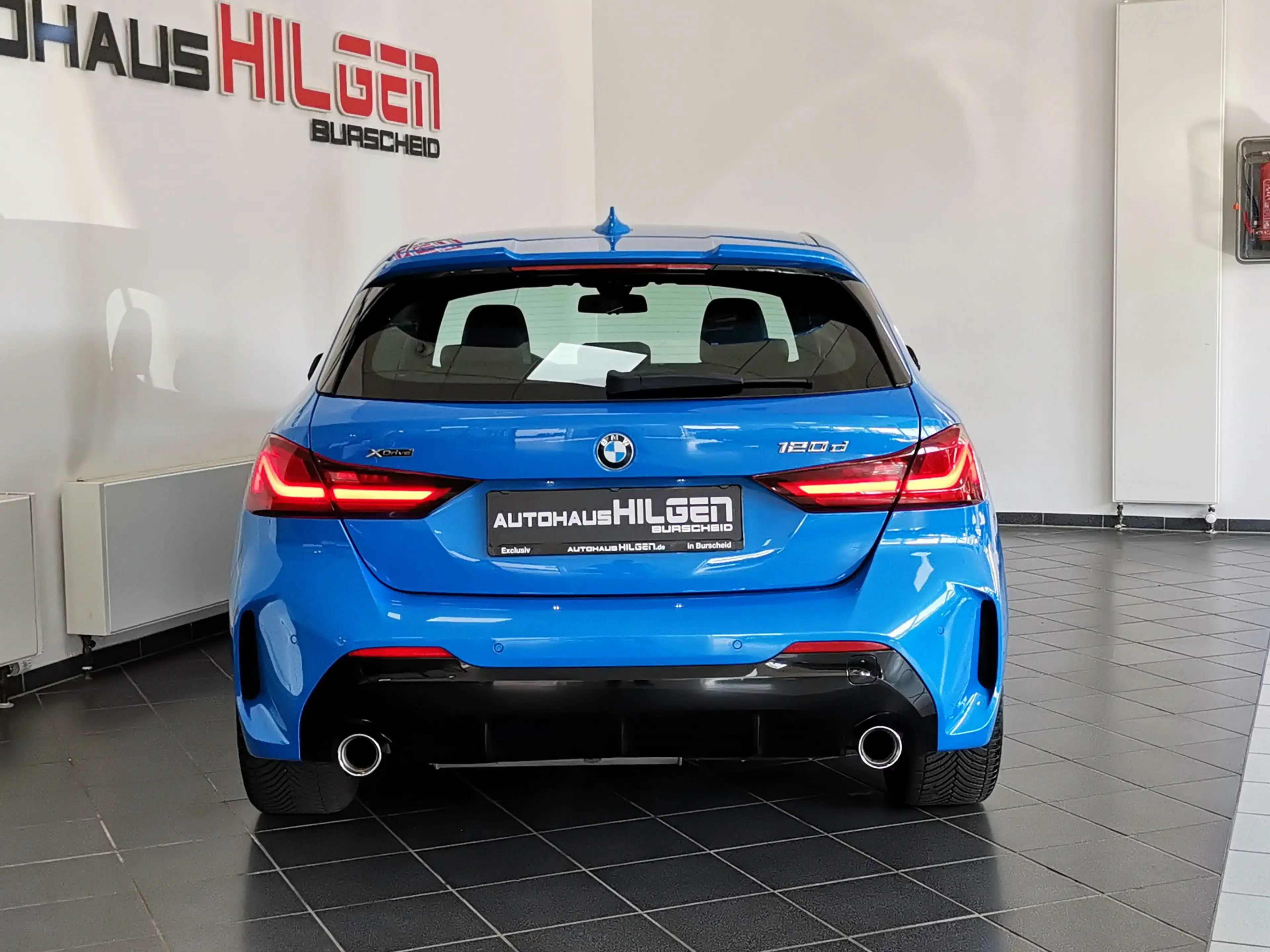 BMW 120 d xDrive M Sport Aut*AHK*Virtual*CarPlay*SHZ — photo 5