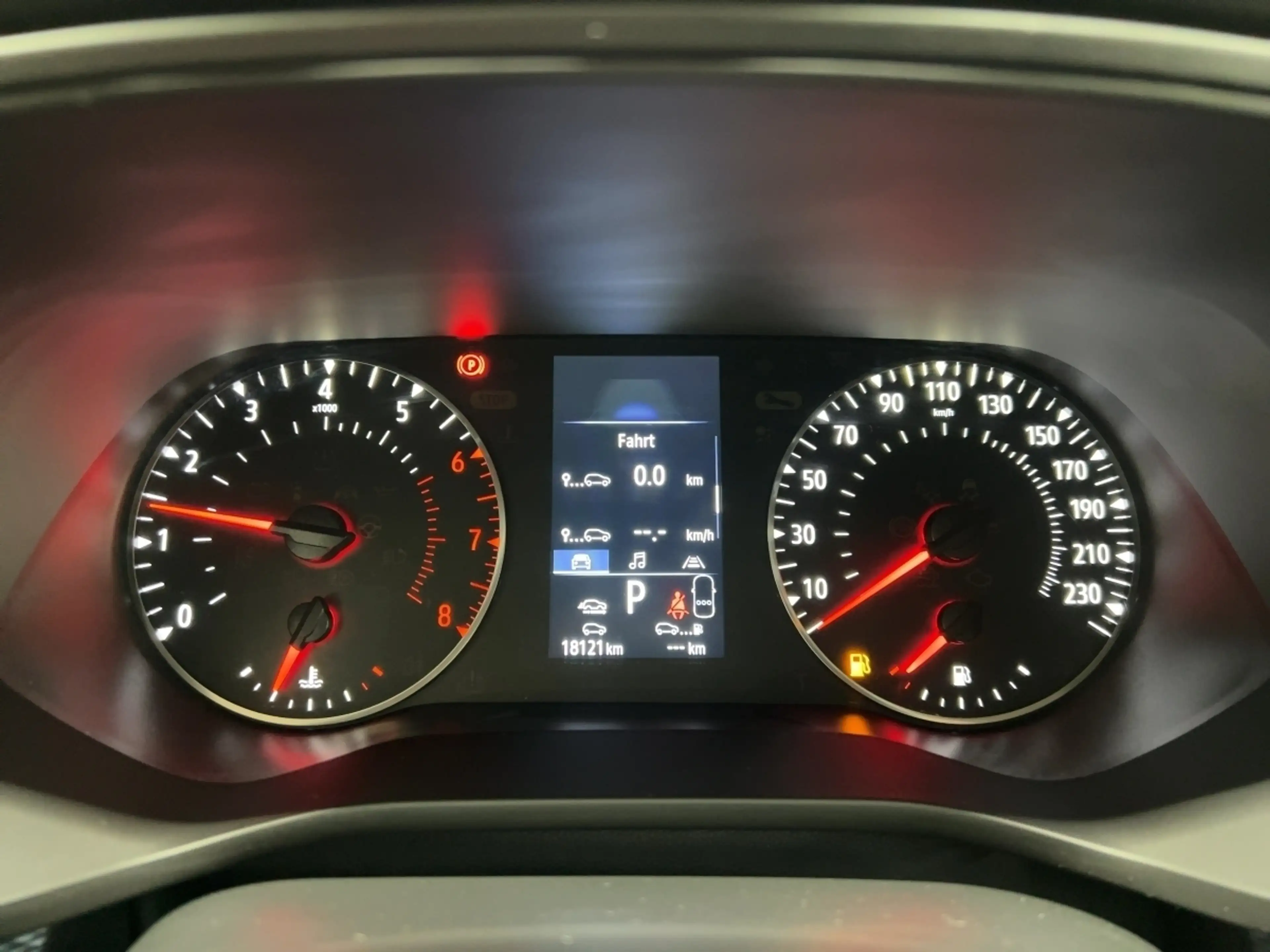 Renault Arkana ZEN TCe 140 EDC RÜCKFAHRKAMERA — photo 13