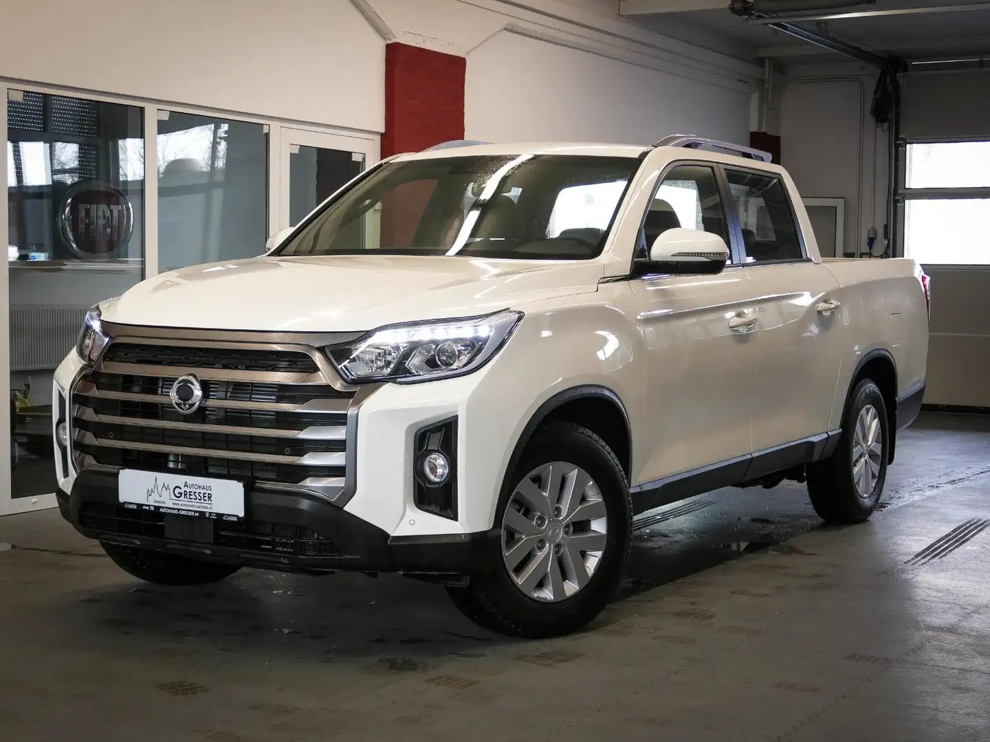 SsangYong Musso Musso Grand  4WD Wit - 1