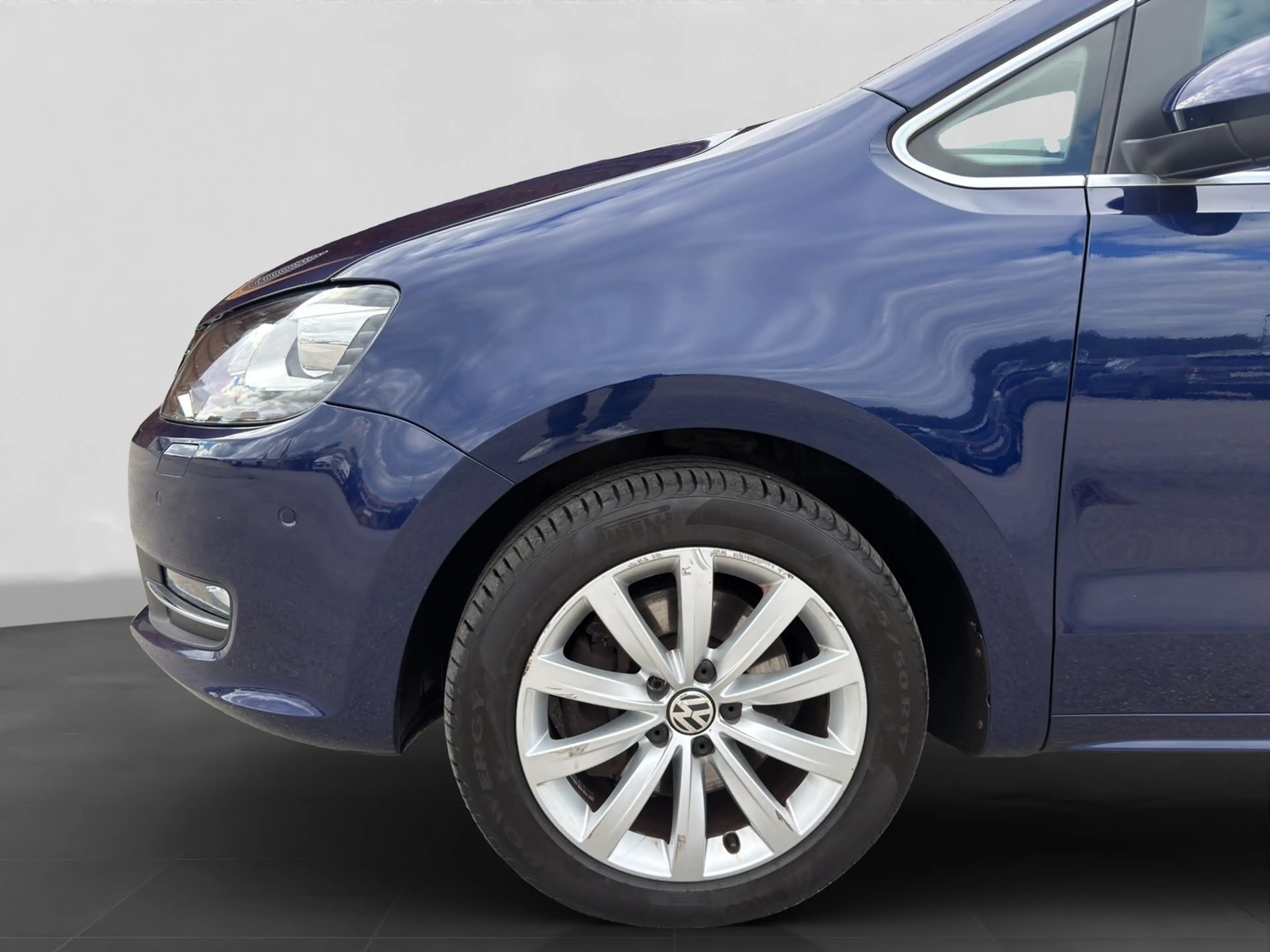 Volkswagen Sharan Business+ TDI SCR DSG 7-Sitzer — photo 9