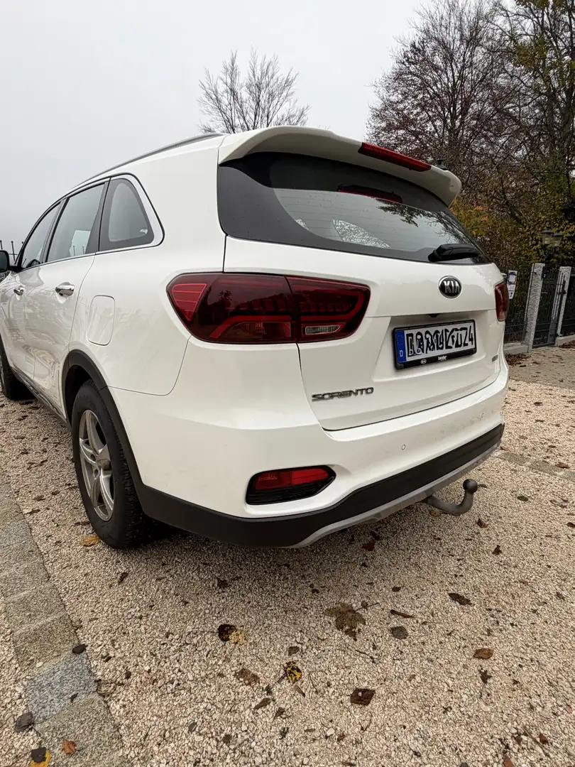 Kia Sorento Vision 2WD Weiß - 1