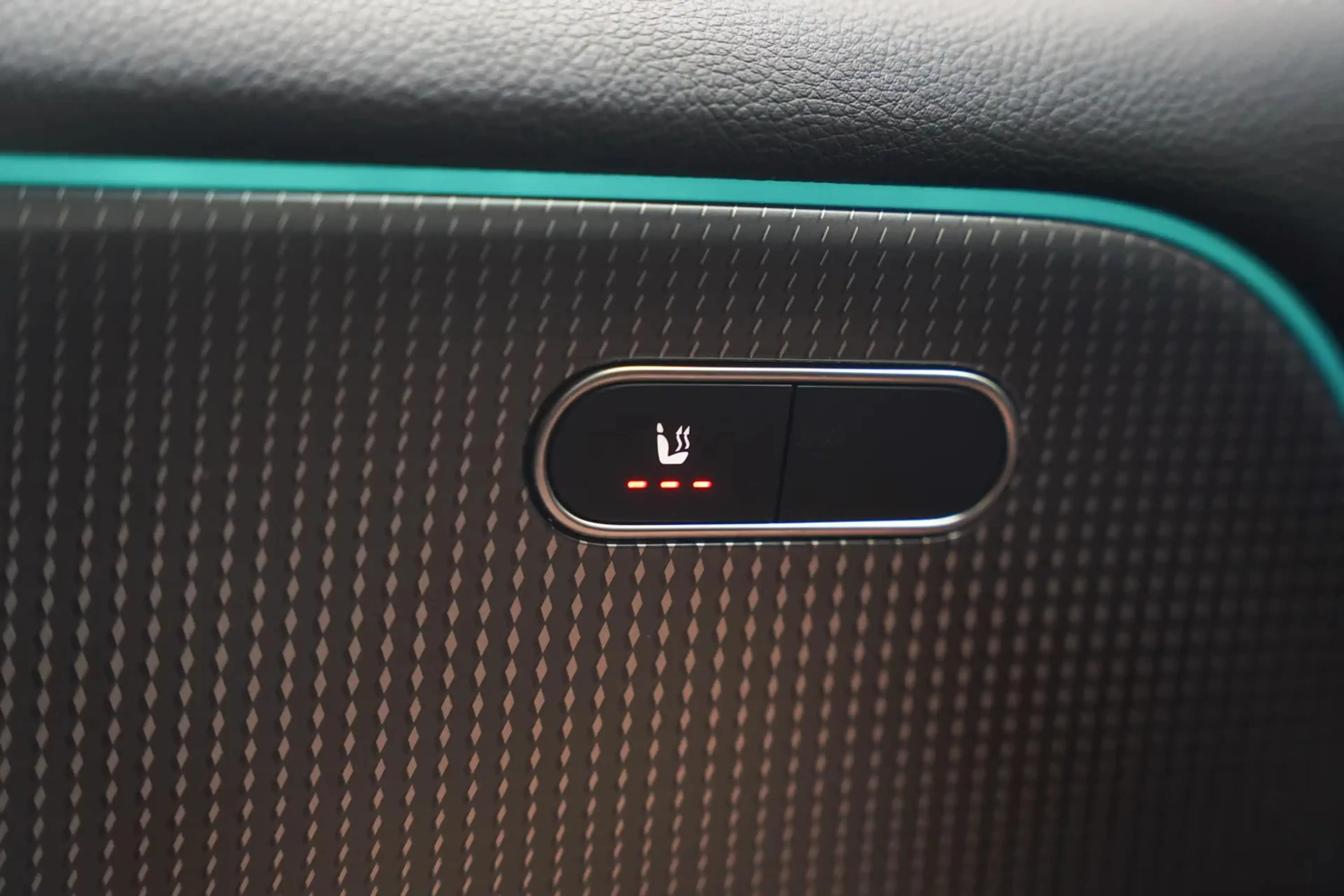 Mercedes-Benz EQB 250 Luxury 67 kWh [ LED Sfeerlicht Navi Camera Stoelve — photo 10