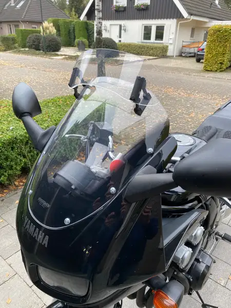 Yamaha FZR 600 - foto 5