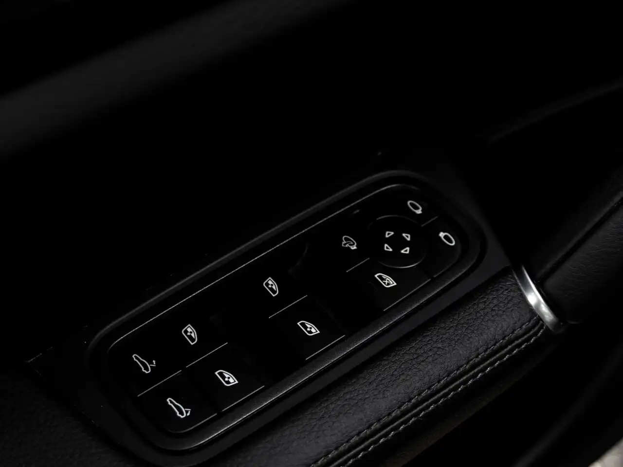 Porsche Cayenne снимка Porsche Cayenne