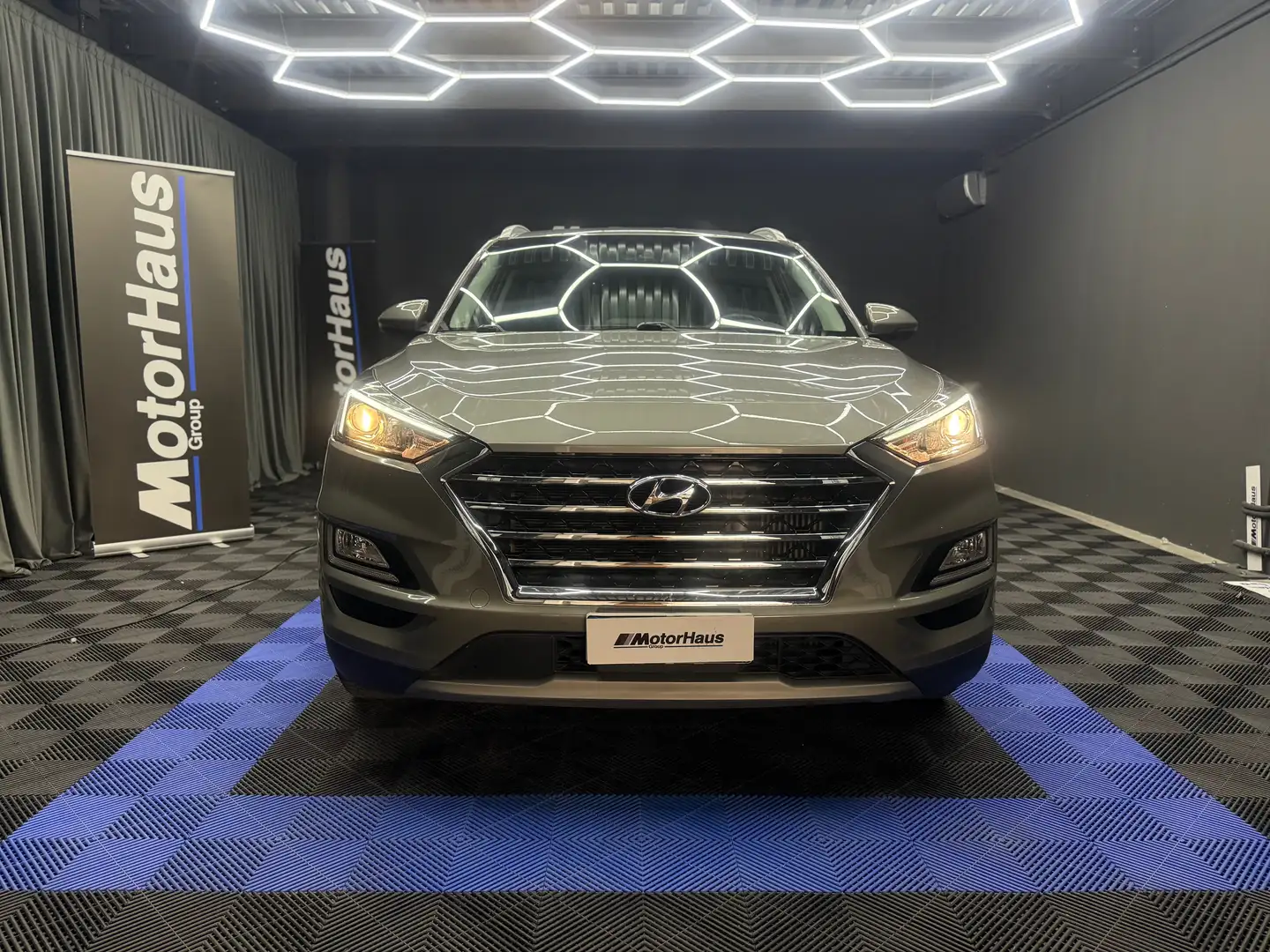 Hyundai TUCSON 1.6 Exellence Premium Grey - 2