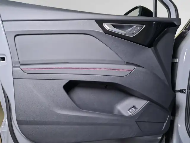 Audi Q4 E-Tron view 14
