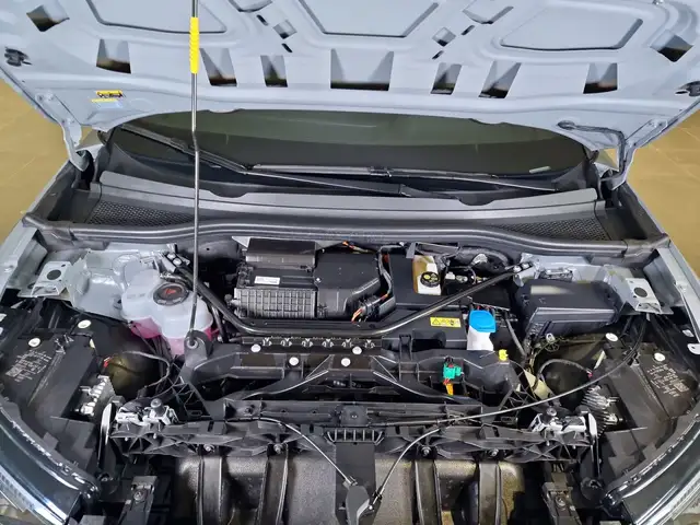 Audi Q4 E-Tron view 11