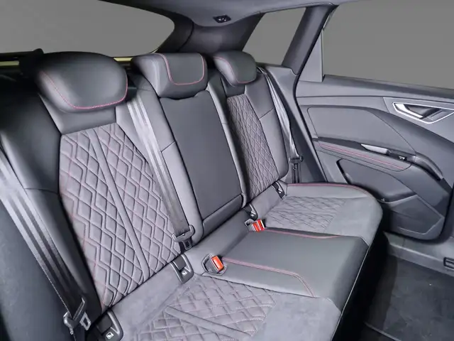 Audi Q4 E-Tron view 8