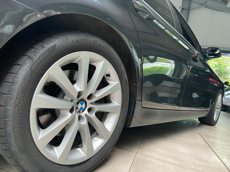 BMW 520 d Touring Head-Up Panorama Navi Prof. Leder — photo 3