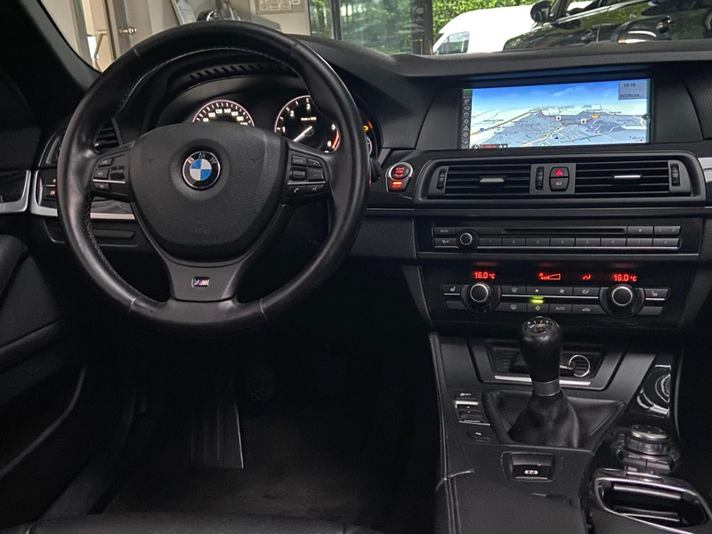 BMW 520 d Touring Head-Up Panorama Navi Prof. Leder — photo 14