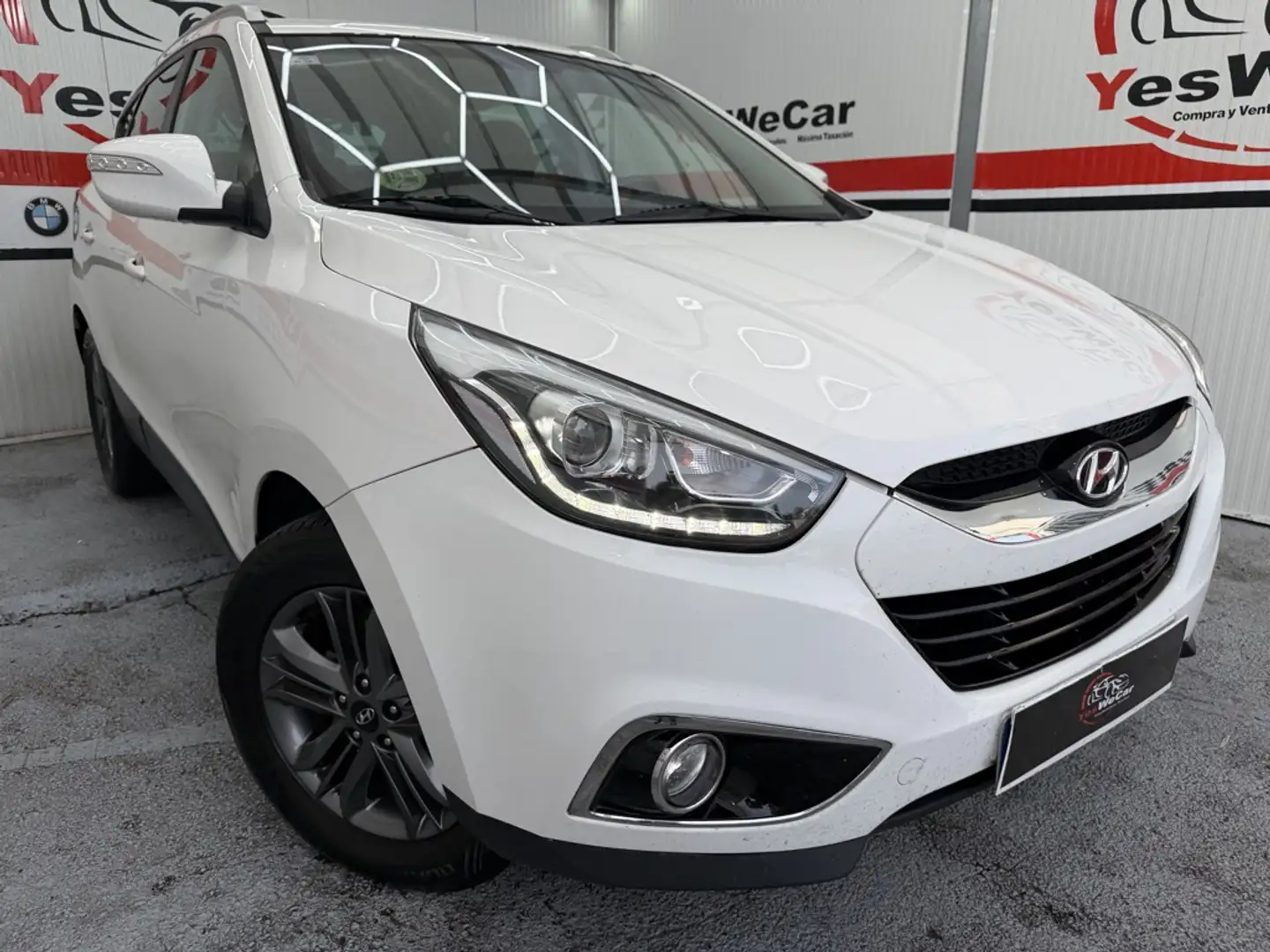 Hyundai iX35 1.7CRDI BD Kosmo Klass 4x2 Weiß - 1