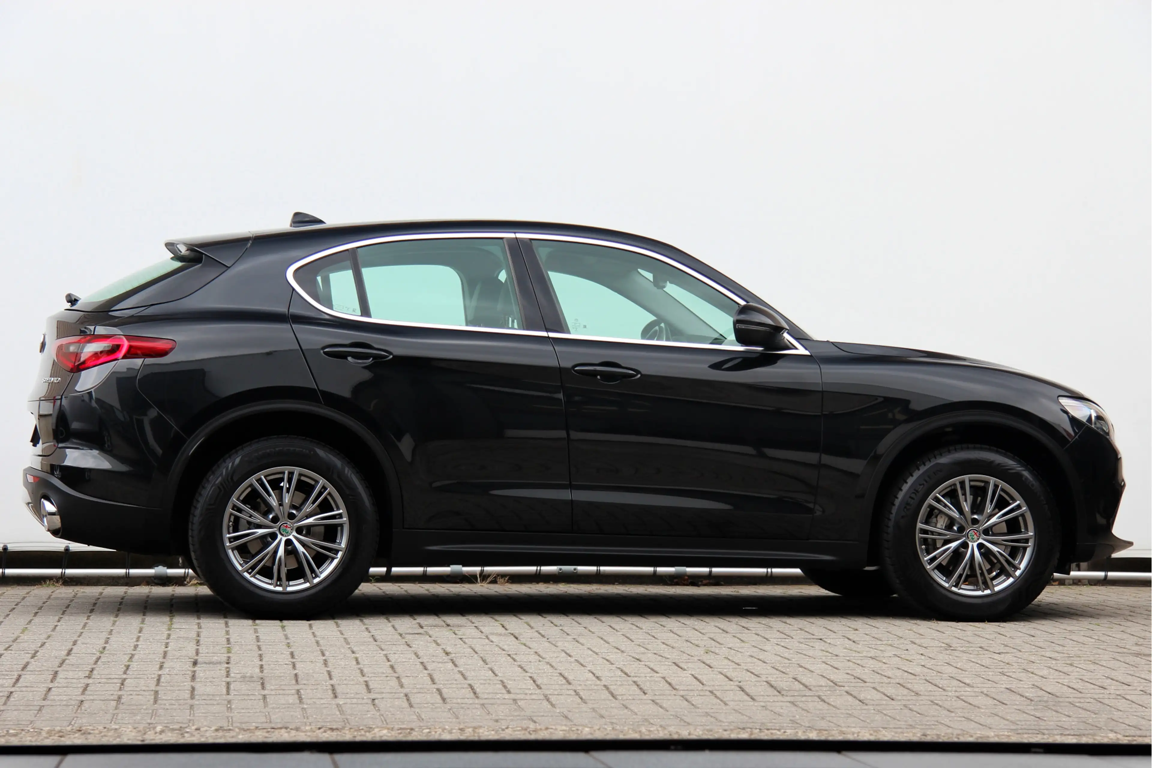 Alfa Romeo Stelvio 2.0 T AWD Super Business Edition 20" | Leder | Ada — photo 26