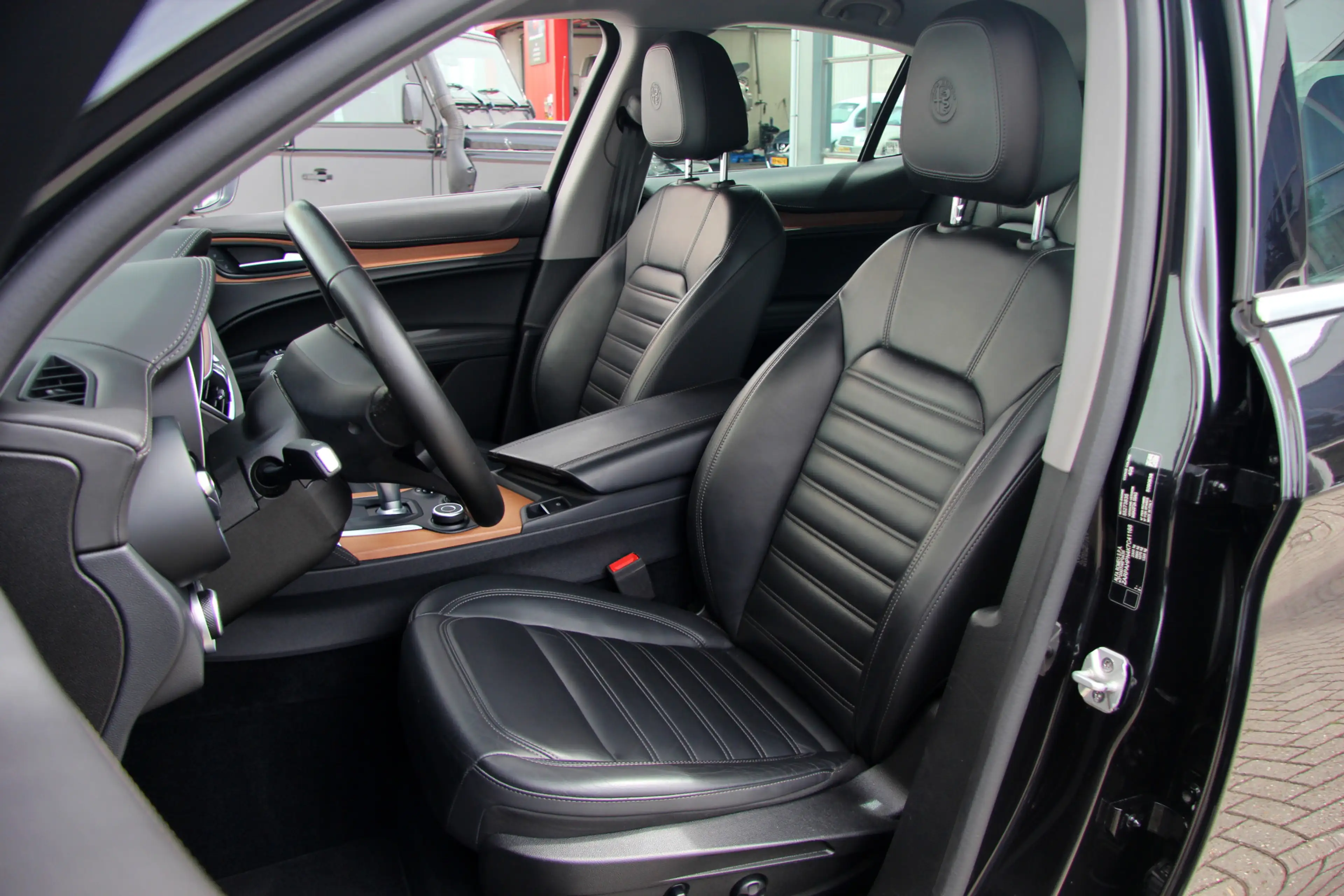 Alfa Romeo Stelvio 2.0 T AWD Super Business Edition 20" | Leder | Ada — photo 13
