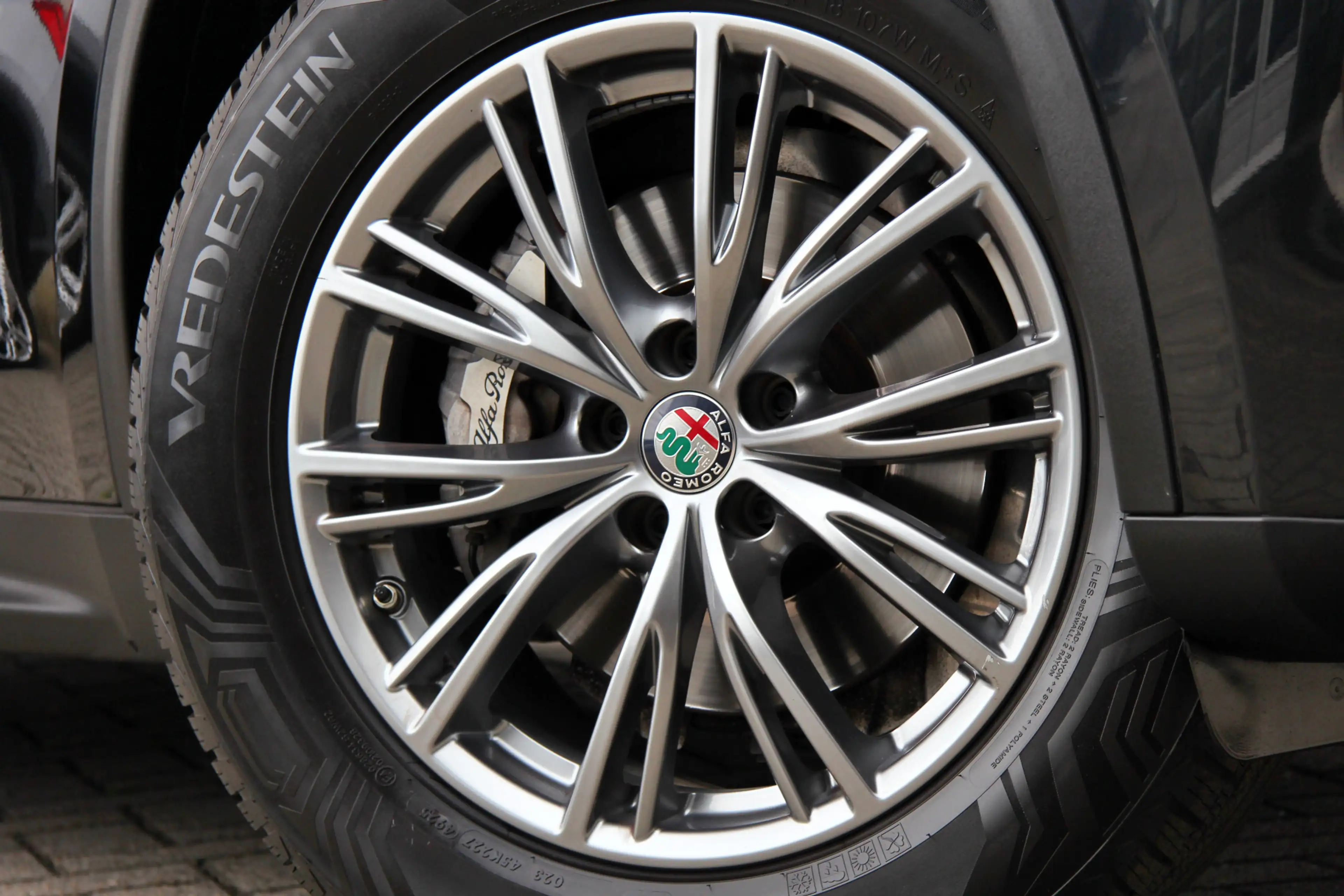 Alfa Romeo Stelvio 2.0 T AWD Super Business Edition 20" | Leder | Ada — photo 22