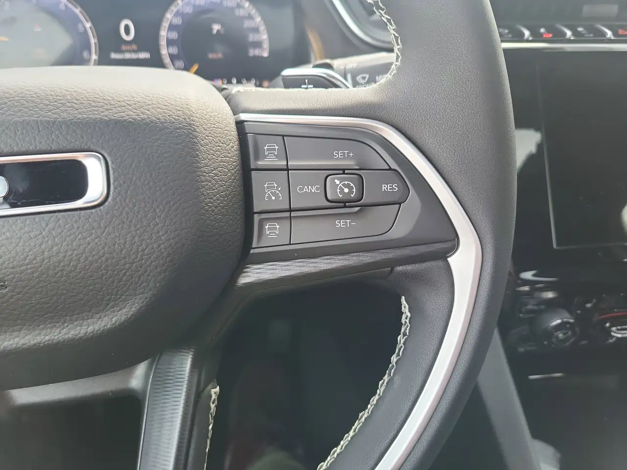 Jeep Grand Cherokee снимка Jeep Grand Cherokee