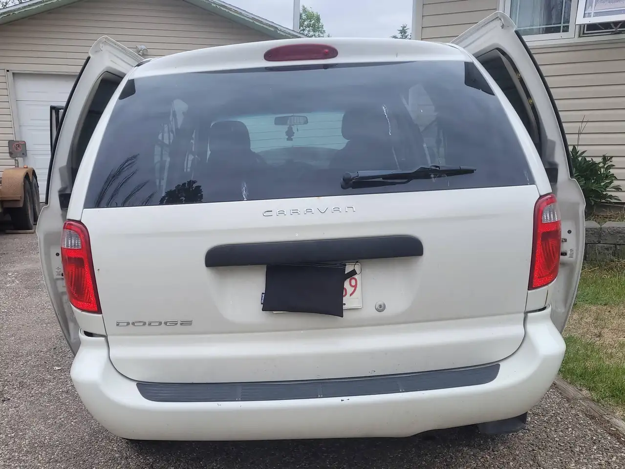 Dodge Caravan photo Dodge Caravan