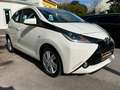 Toyota Aygo AYGO x-play touch Scheckheft Garantie Weiß - thumbnail 3