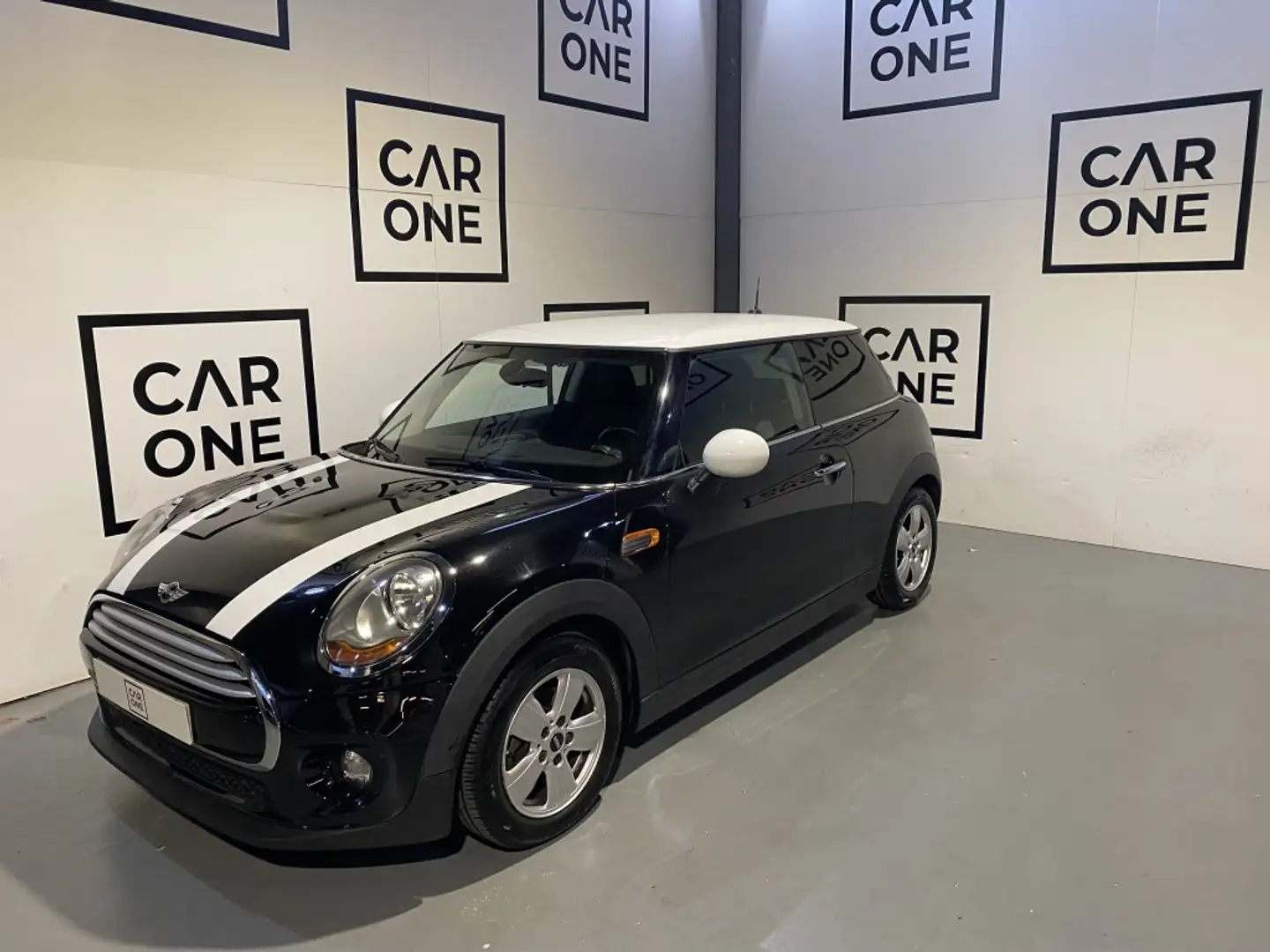 MINI Cooper D Negru - 1
