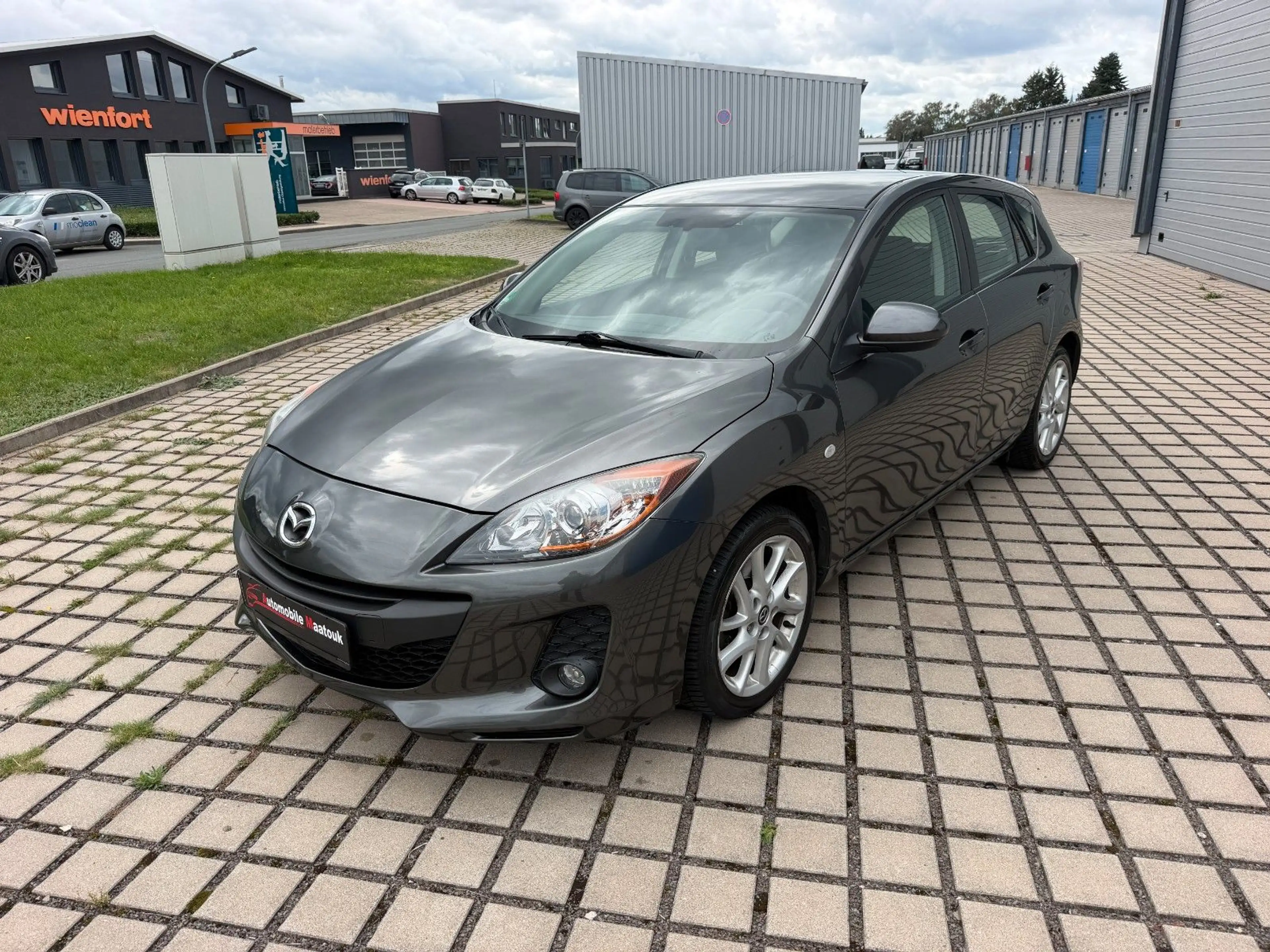 Mazda 3 Lim. Edition*NAVI*PDC*ALLWETTERREIFEN*