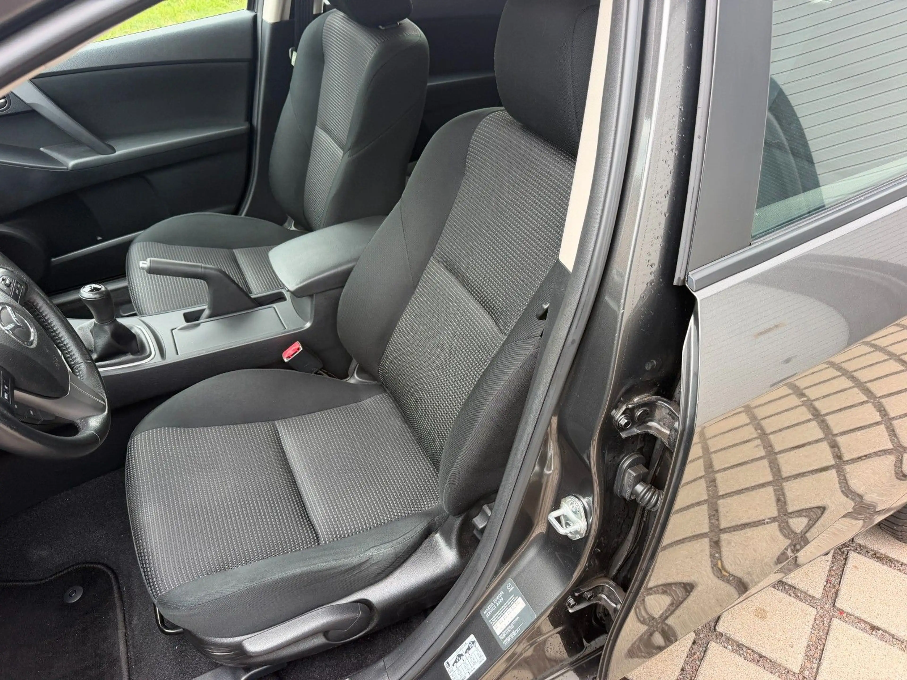 Mazda 3 Lim. Edition*NAVI*PDC*ALLWETTERREIFEN* — photo 11