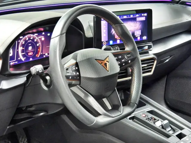 Cupra Formentor view 10