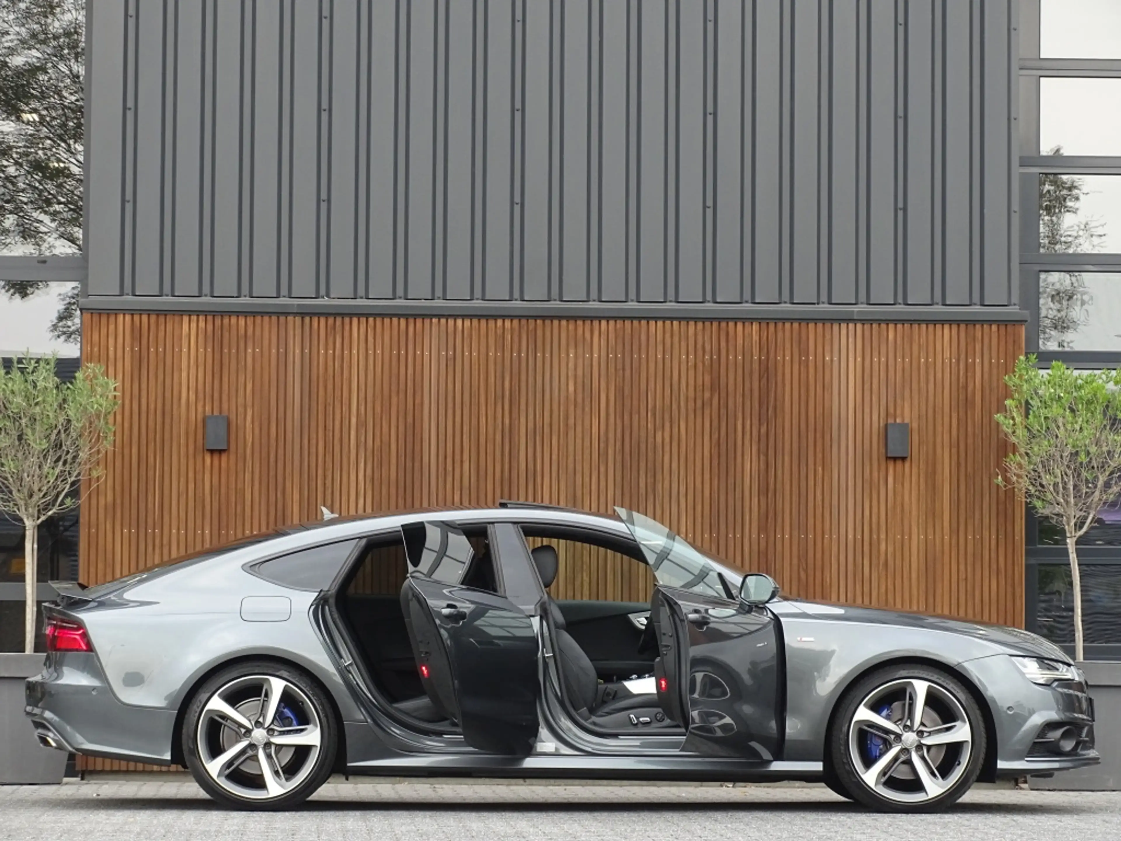 Audi A7 Sportback 3.0 TDI V6T 272PK Quattro / S-Edition / — photo 4