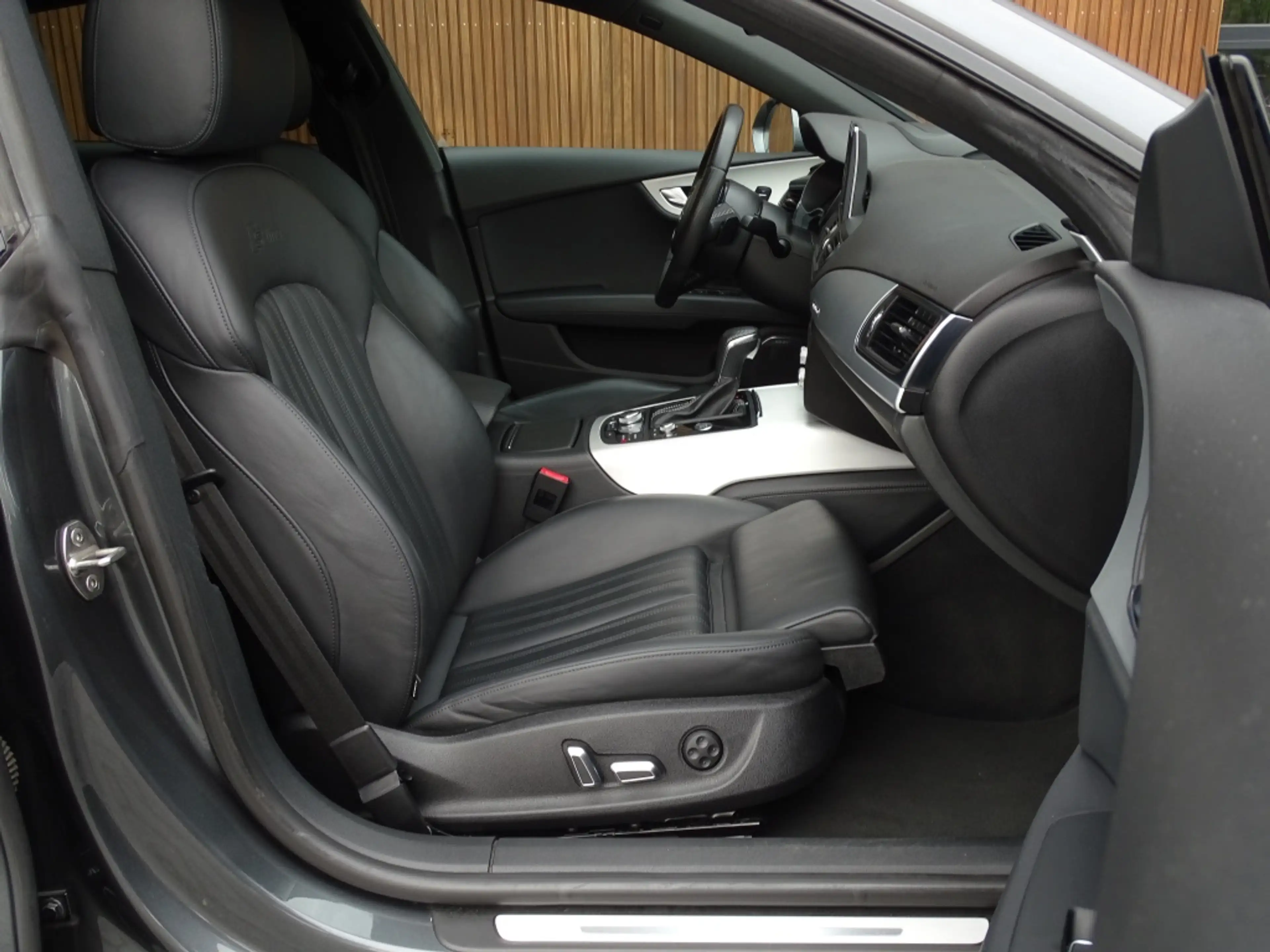 Audi A7 Sportback 3.0 TDI V6T 272PK Quattro / S-Edition / — photo 15