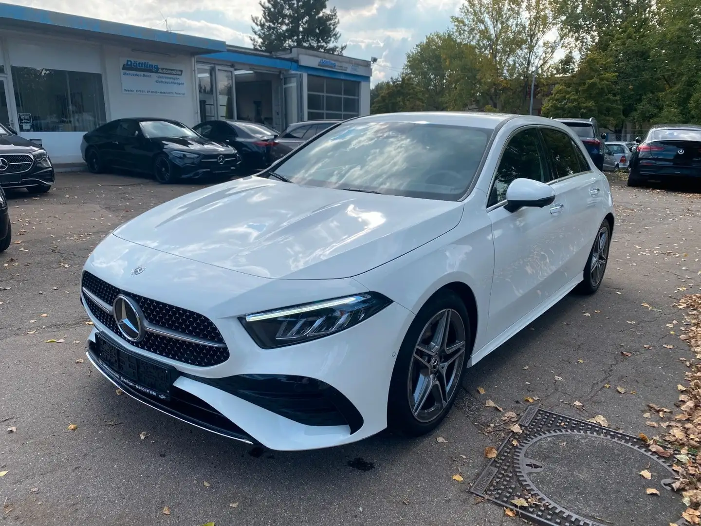 Mercedes-Benz A 180 *AMG Advanced+/Totw/360°/LED/Ambiente/Spur Weiß - 2