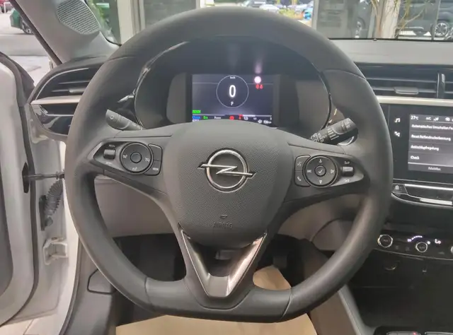 Opel Corsa-E view 13
