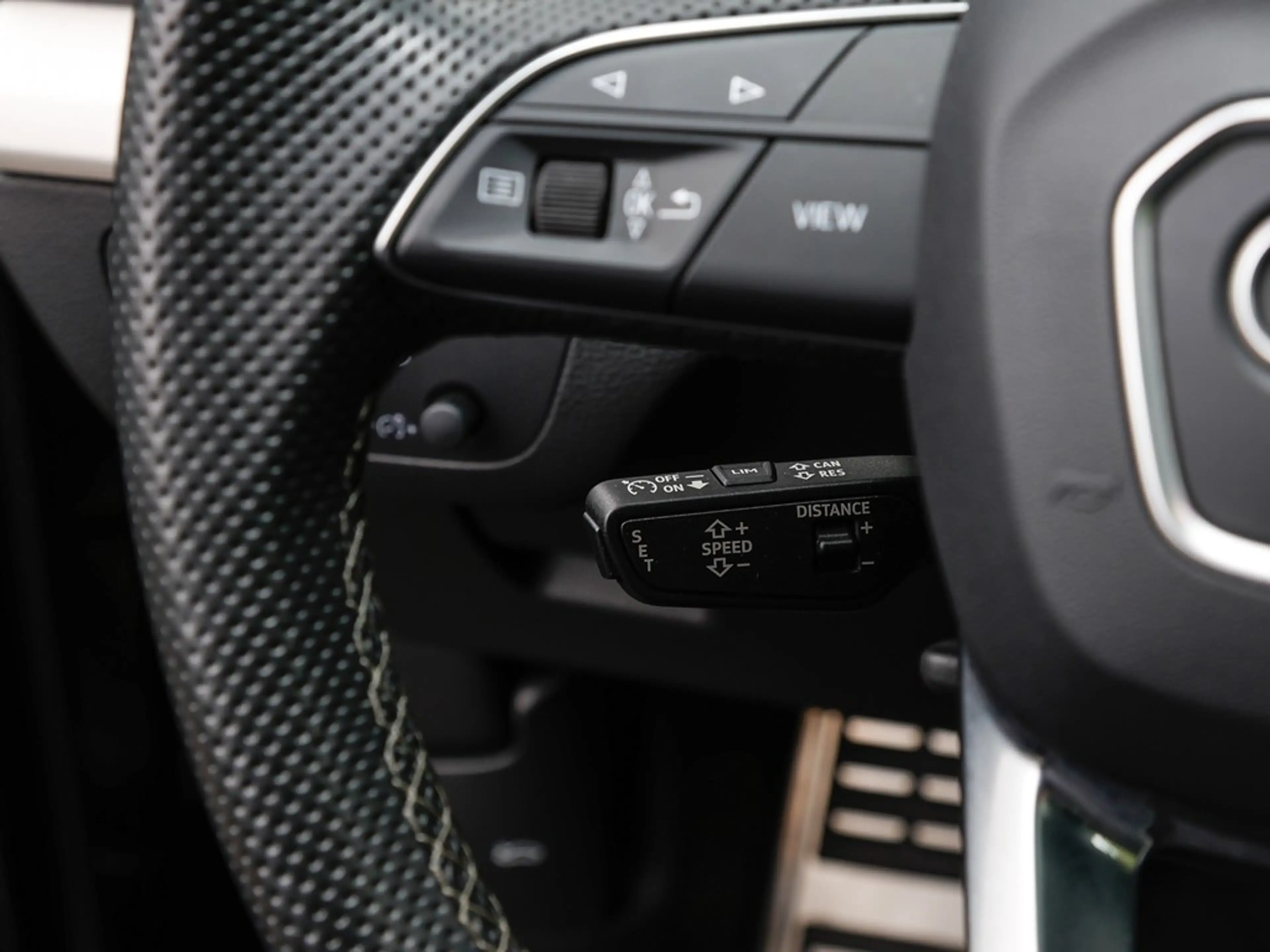 Audi Q5 40 TDI S line competition + Panorama AHK ACC — photo 21