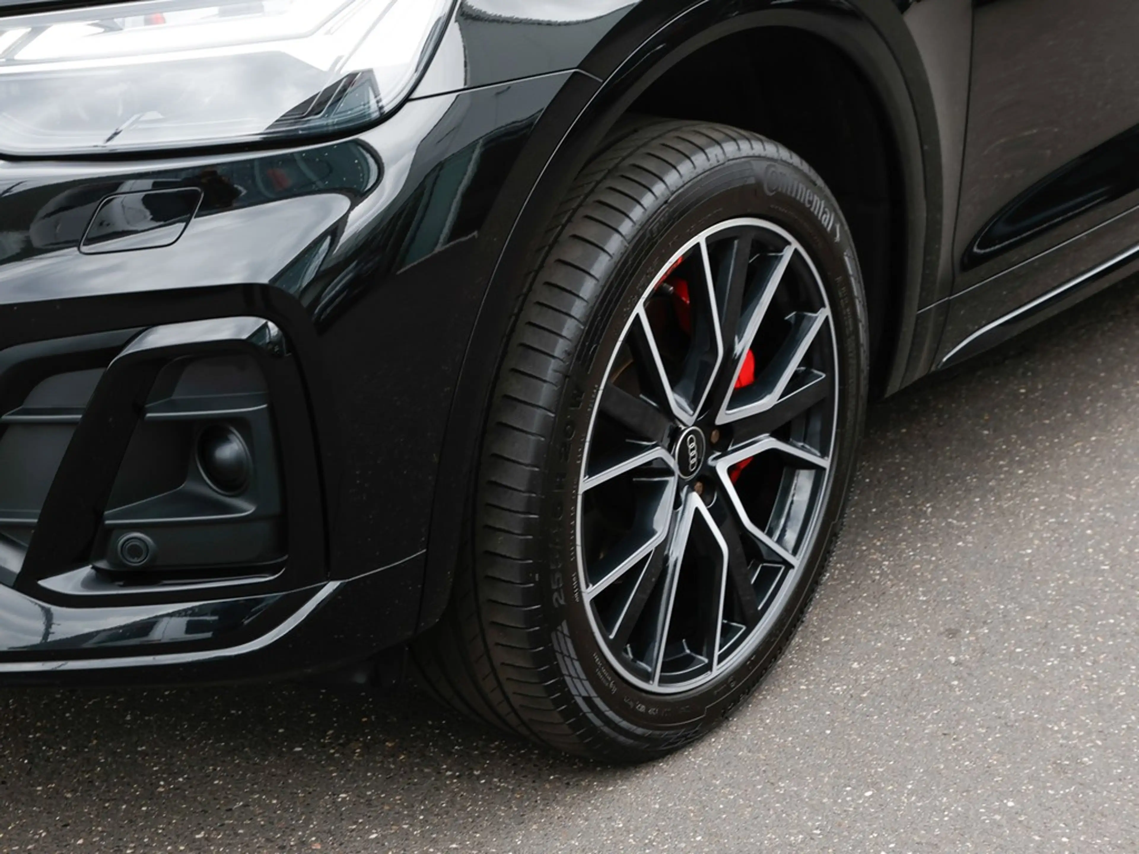 Audi Q5 40 TDI S line competition + Panorama AHK ACC — photo 8