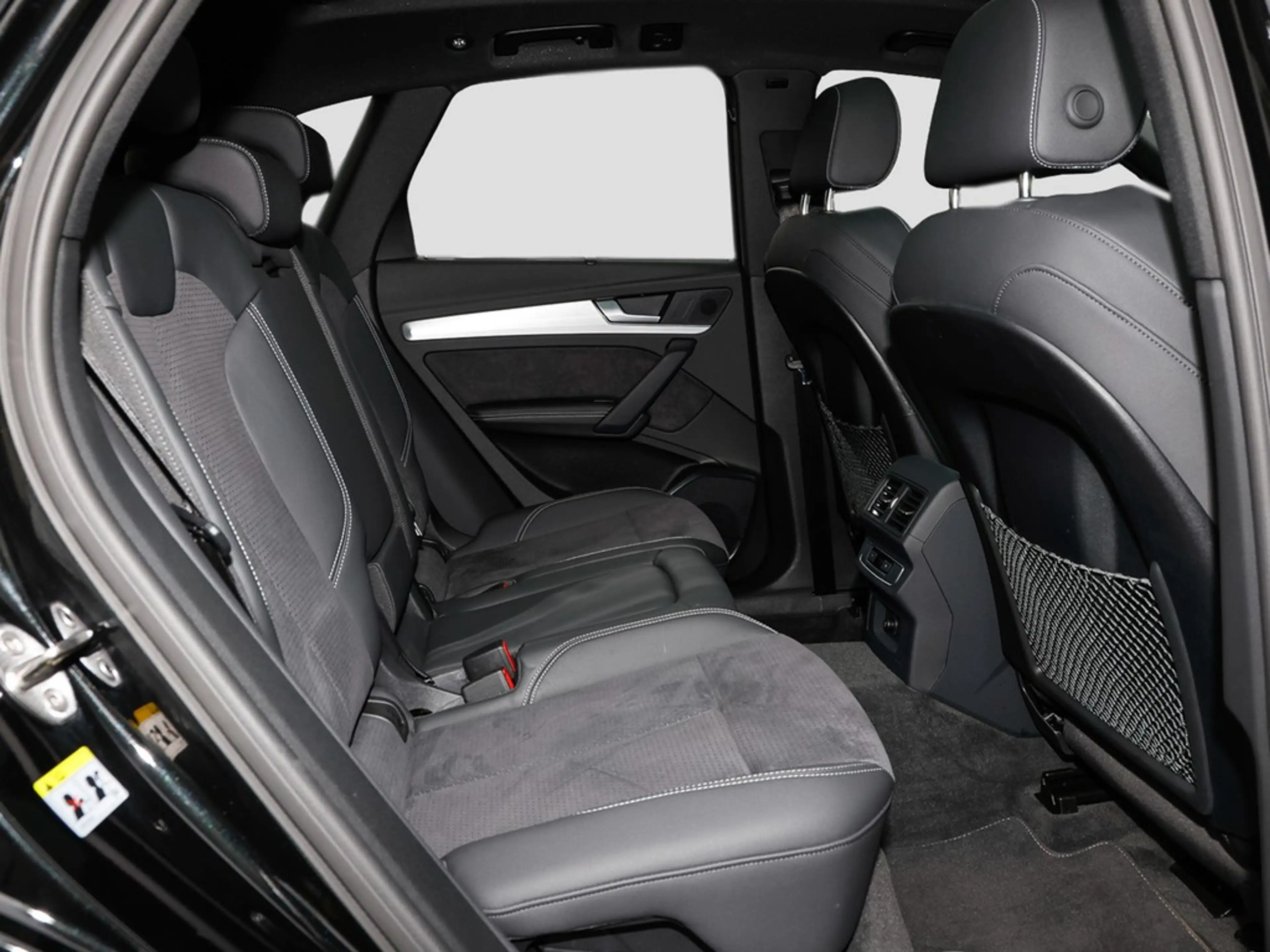Audi Q5 40 TDI S line competition + Panorama AHK ACC — photo 11