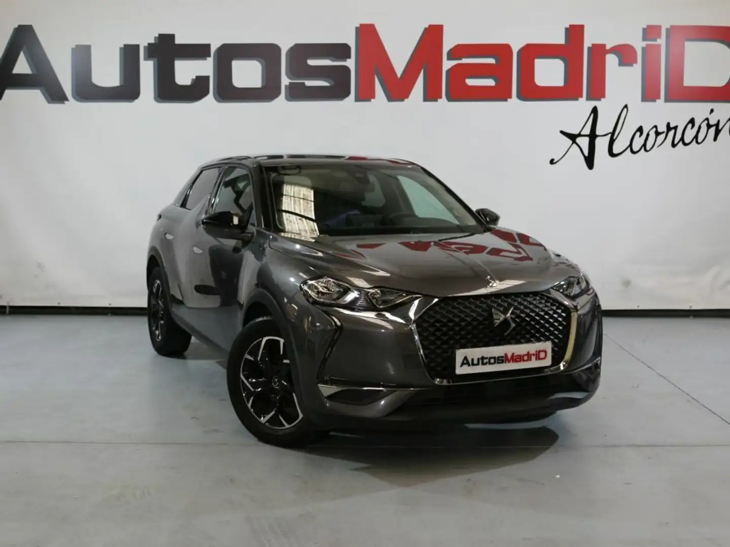 DS Automobiles DS 3 Crossback BlueHDi 73 kW Manual SO CHIC Gris - 1