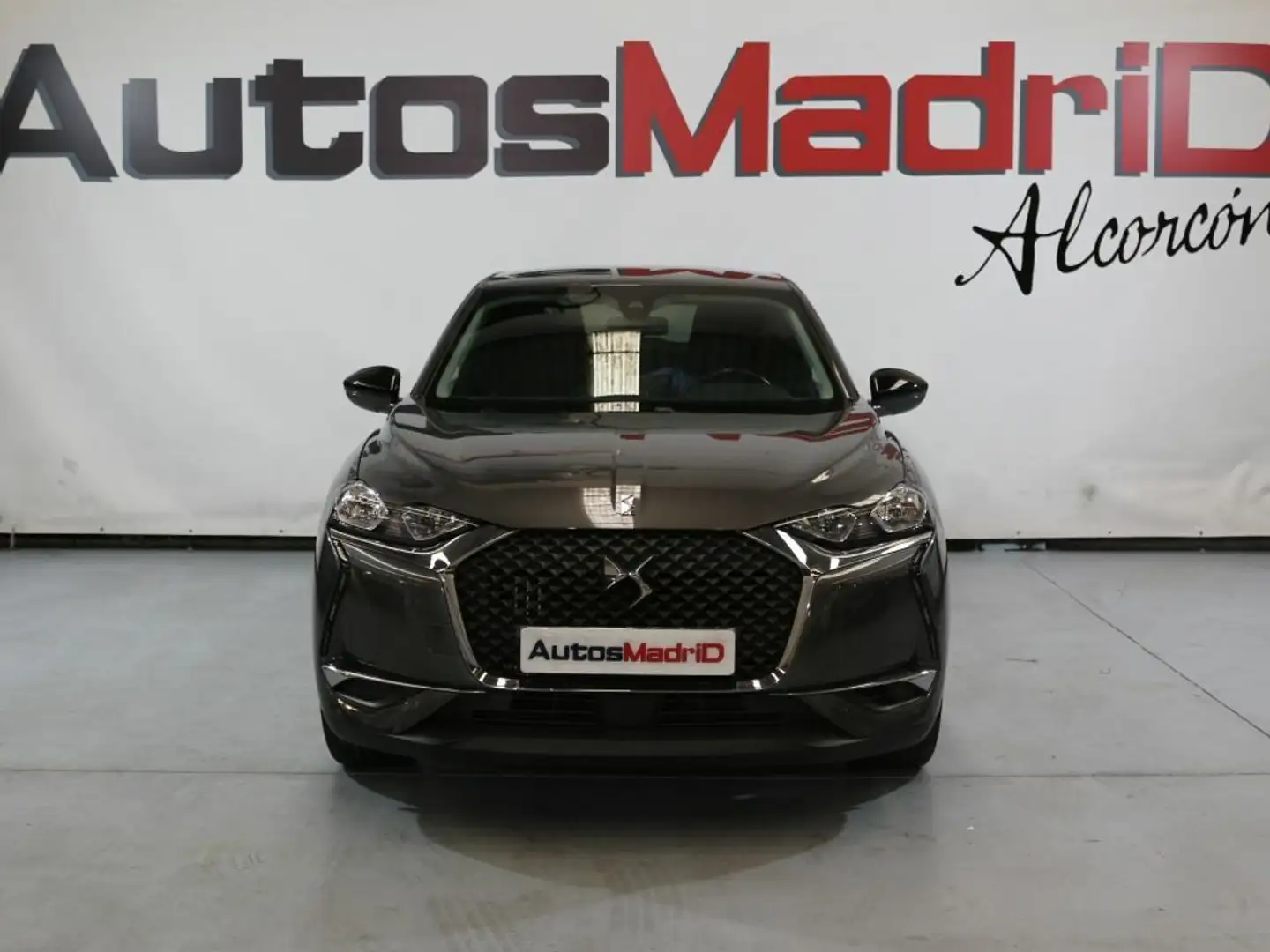 DS Automobiles DS 3 Crossback BlueHDi 73 kW Manual SO CHIC Gris - 2