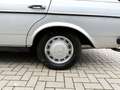 Mercedes-Benz 230 W123 TE230 KOMBI/AUTOMATIK/OLDTIMER/H-ZULASS Silber - thumbnail 7