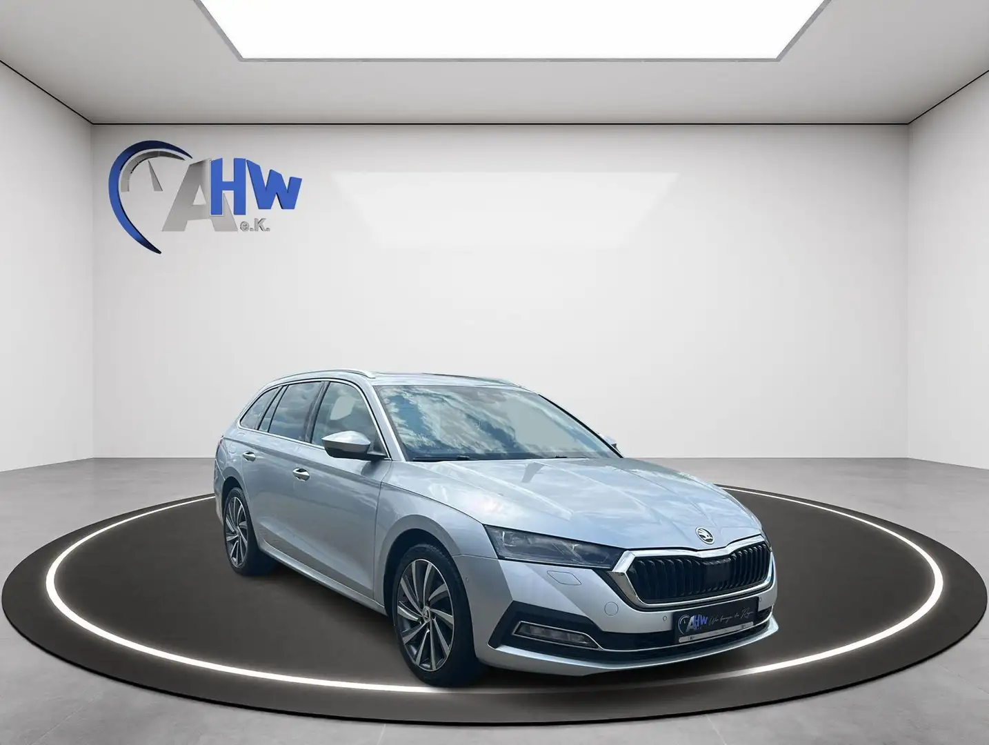 Skoda Octavia 2,0 TDI Style Grau - 2