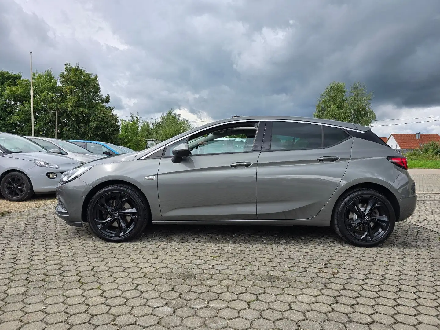 Opel Astra K Lim. 5-trg. Innovation Start/Stop Grau - 2