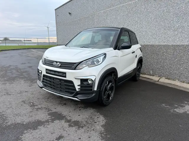 Ligier JS 60 Chic DCi Carplay, Direction assistée 305 km