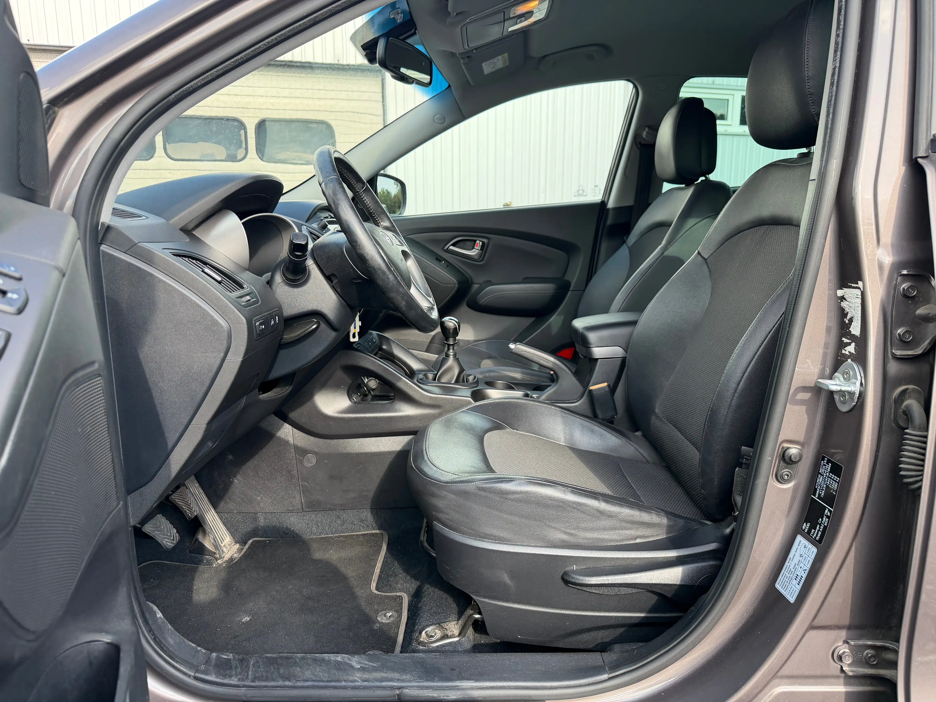 Hyundai iX35 iX35 1.7 CRDi 2WD NAVI PRO / CAMERA / CUIR / SIEGE CHAUFF — photo 8
